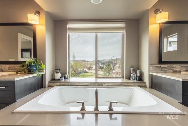 4545 W Sage Creek Drive, Boise, ID 83714