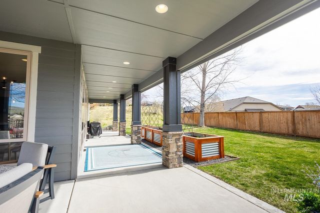 4545 W Sage Creek Drive, Boise, ID 83714