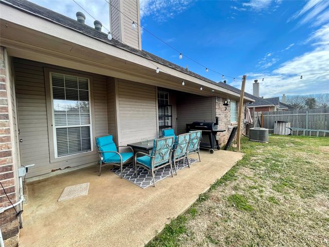 5846 Bayou Drive, Bossier City, LA 71112