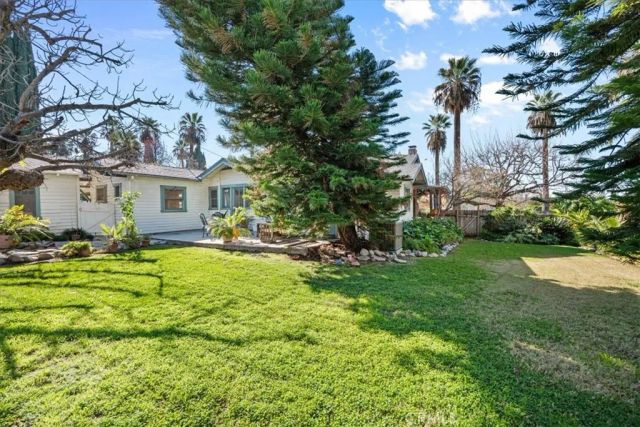 645 Cajon, Redlands, CA 92373