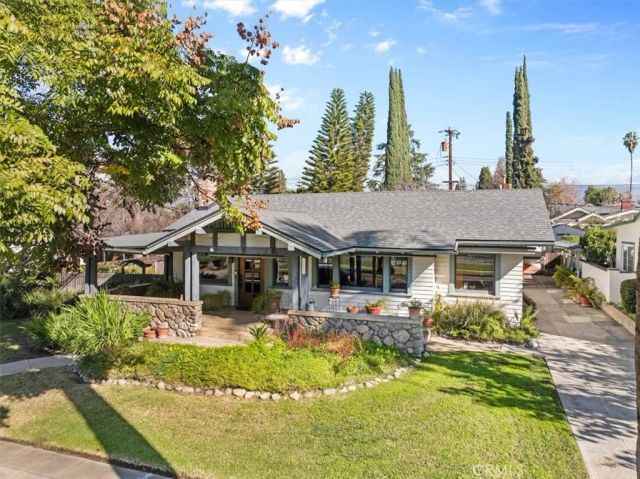 645 Cajon, Redlands, CA 92373