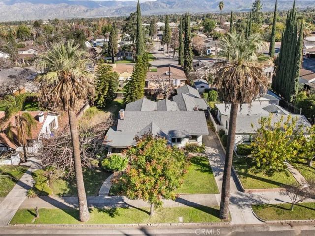 645 Cajon, Redlands, CA 92373