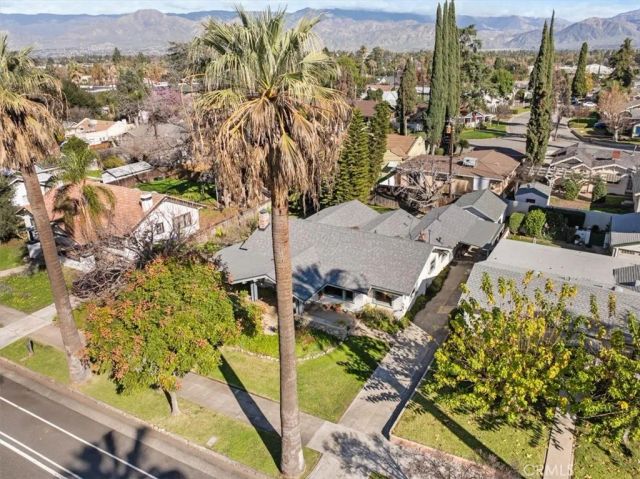 645 Cajon, Redlands, CA 92373