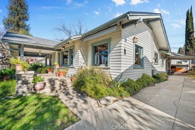 645 Cajon, Redlands, CA 92373