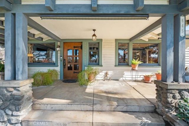 645 Cajon, Redlands, CA 92373