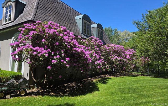 38 Tiffany Road, Oyster Bay Cove, NY 11771