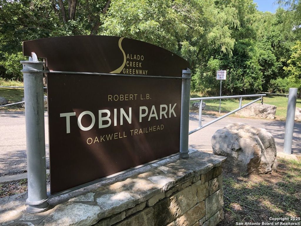 630 Ira Lee, San Antonio, TX 78218