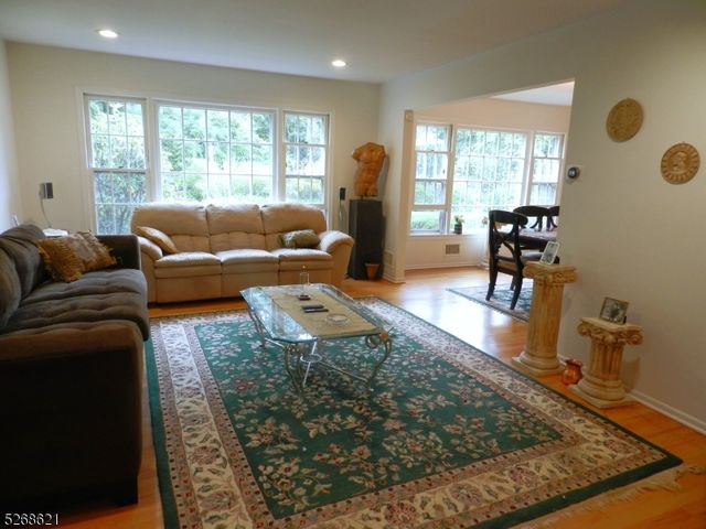 18 Stone Drive, West Orange Twp., NJ 07052