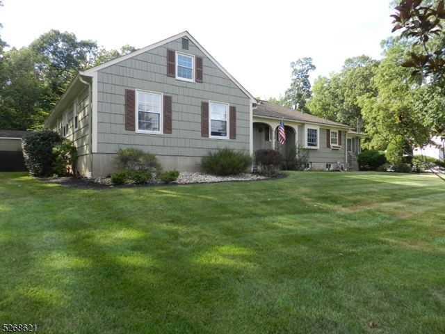 18 Stone Drive, West Orange Twp., NJ 07052