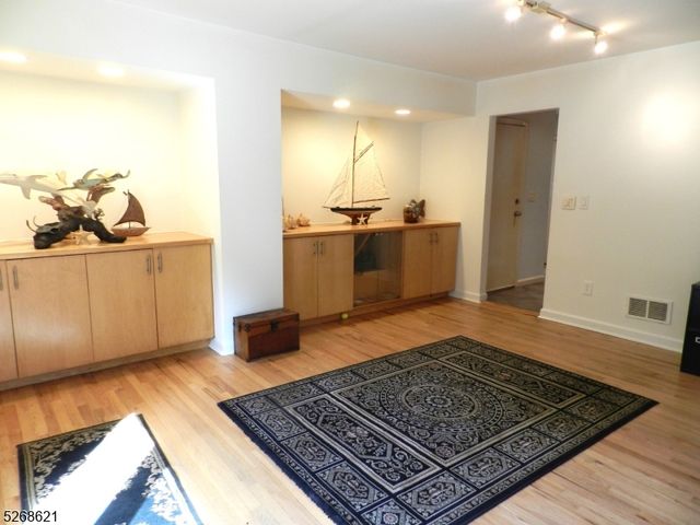 18 Stone Drive, West Orange Twp., NJ 07052