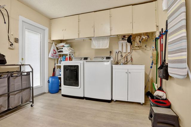 6945 NW 14th Street, Margate, FL 33063