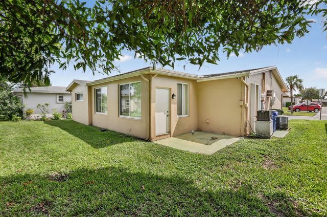 6945 NW 14th Street, Margate, FL 33063