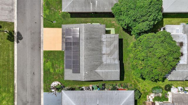6945 NW 14th Street, Margate, FL 33063