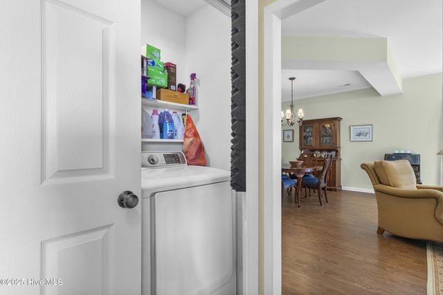 1010 Avenshire Circle, Wilmington, NC 28412