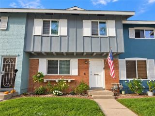 9857 Continental, Huntington Beach, CA 92646