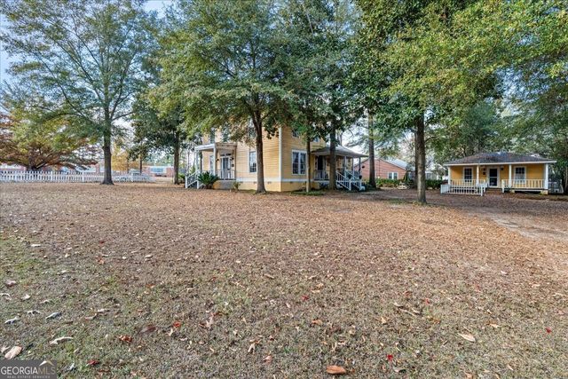 66 Merritt Street, Hawkinsville, GA 31036