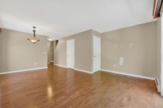 300 West Street 8, Mount Kisco, NY 10549