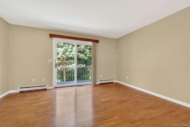 300 West Street 8, Mount Kisco, NY 10549