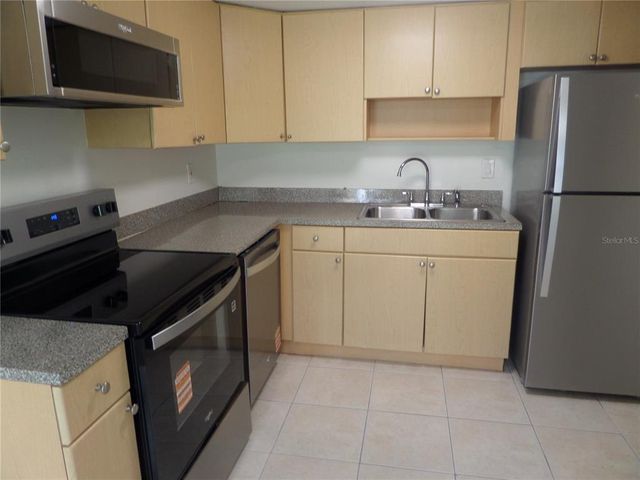 3423 CLARK ROAD 124, Sarasota, FL 34231