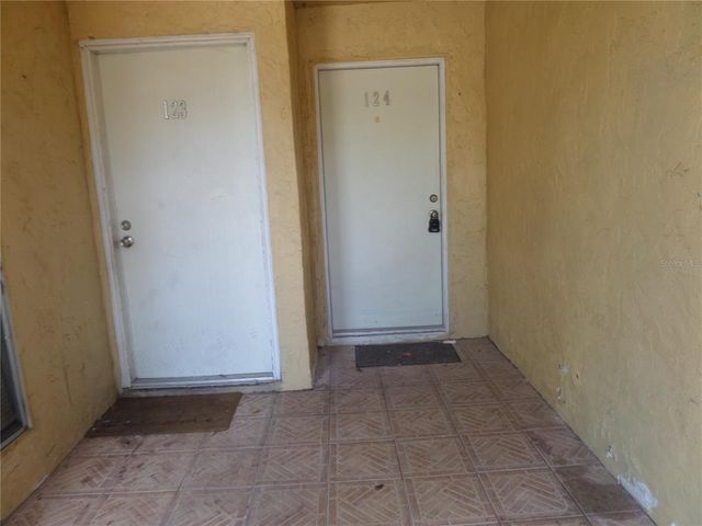 3423 CLARK ROAD 124, Sarasota, FL 34231
