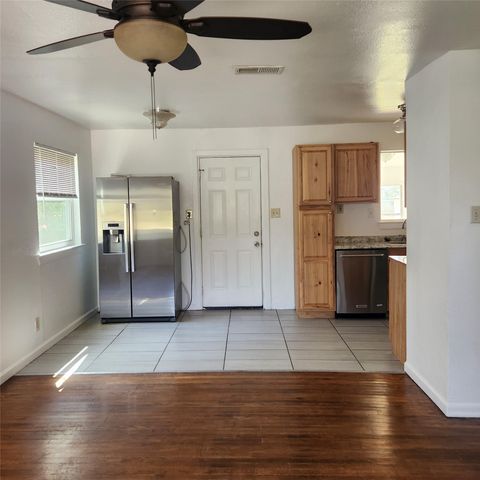 6028 Billingsley Street, Sachse, TX 75048