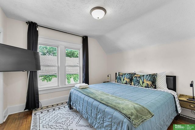 2707 S 10 Street, Omaha, NE 68108