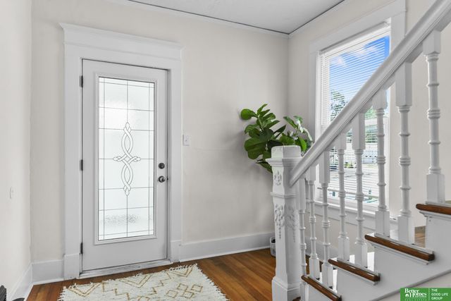 2707 S 10 Street, Omaha, NE 68108