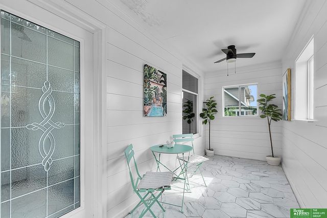 2707 S 10 Street, Omaha, NE 68108