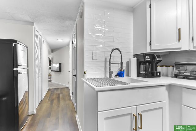 2707 S 10 Street, Omaha, NE 68108