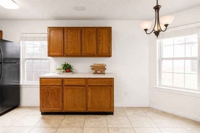 5315 San Mateo Court, Arlington, TX 76017