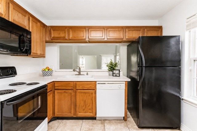 5315 San Mateo Court, Arlington, TX 76017