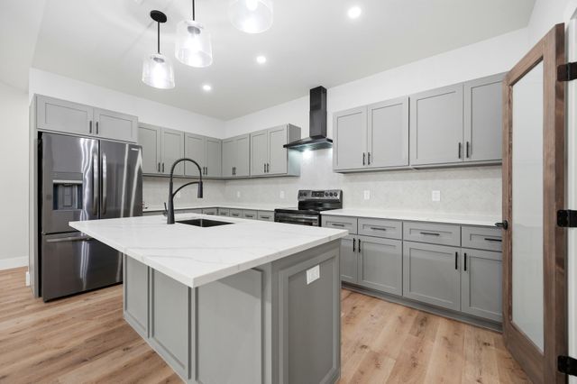 6 Chapotec CIR, Wimberley, TX 78676