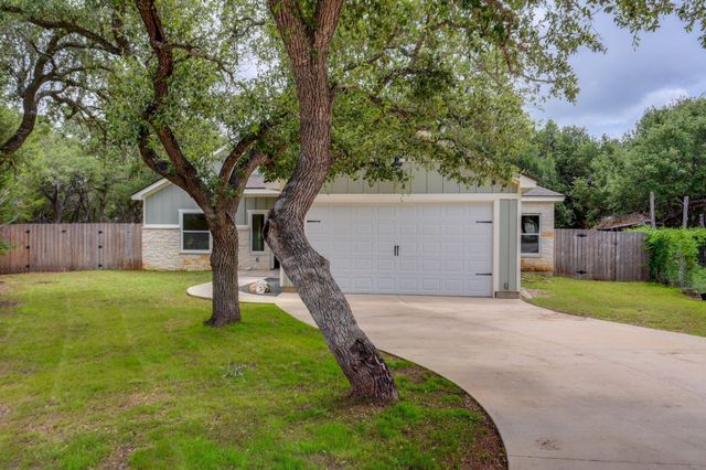 6 Chapotec CIR, Wimberley, TX 78676