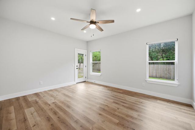6 Chapotec CIR, Wimberley, TX 78676