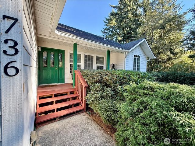 736 Duck Lake Drive SE, Ocean Shores, WA 98569