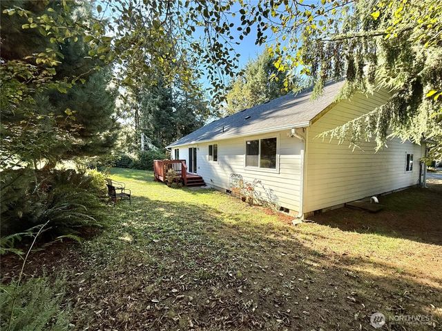 736 Duck Lake Drive SE, Ocean Shores, WA 98569