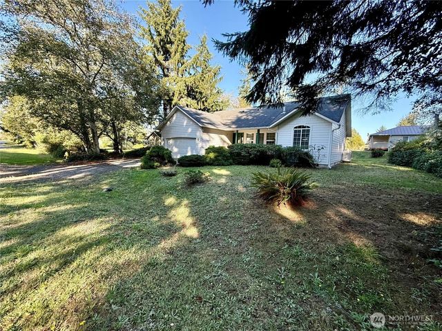 736 Duck Lake Drive SE, Ocean Shores, WA 98569