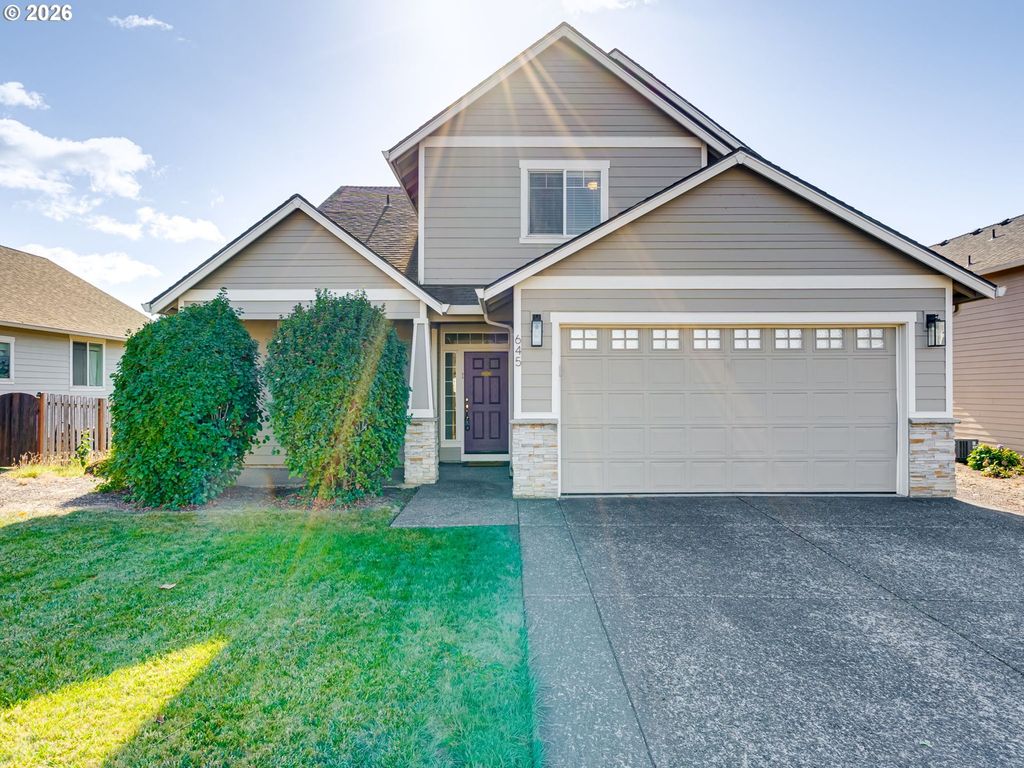 Image 1 of property listing at 645 E CAMELLIA St, Yamhill, OR 97148