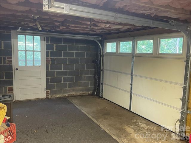 1099 Amherst Road, Morganton, NC 28655