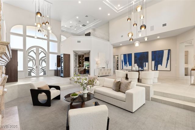 3040 American River Lane, Las Vegas, NV 89135