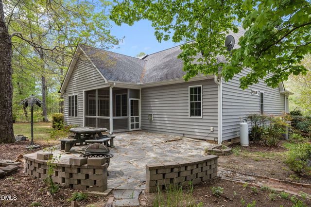 425 Panners Place, Sanford, NC 27330