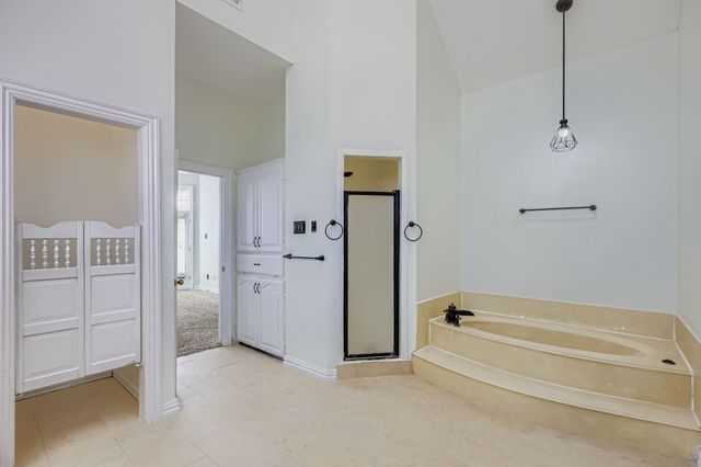 2210 Club Creek Circle, Garland, TX 75043