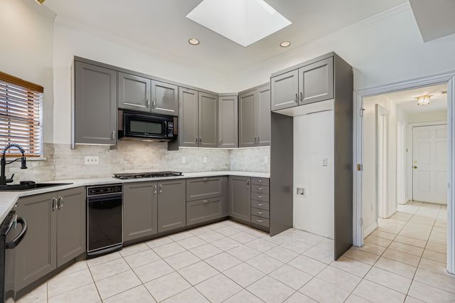 2210 Club Creek Circle, Garland, TX 75043