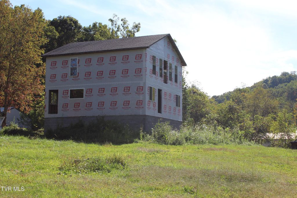 278 Long Hollow Road, Elizabethton, TN 37643