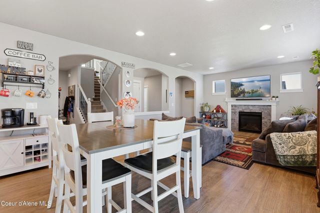 6456 W Irish Cir, Rathdrum, ID 83858