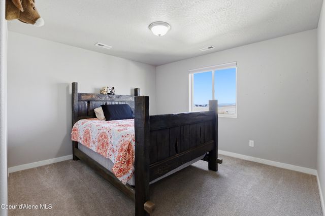 6456 W Irish Cir, Rathdrum, ID 83858