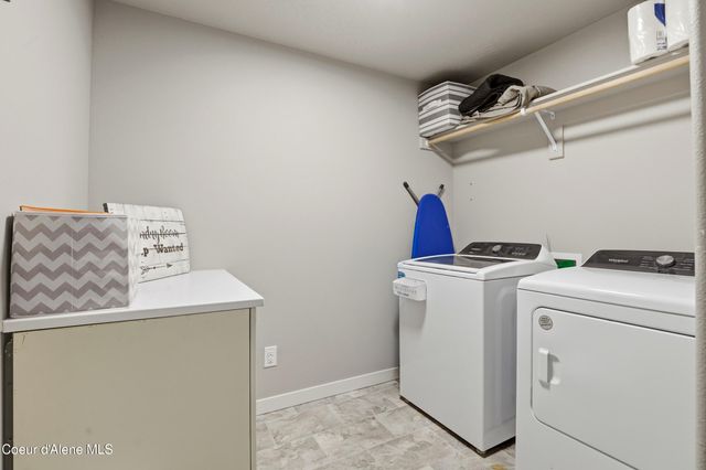 6456 W Irish Cir, Rathdrum, ID 83858