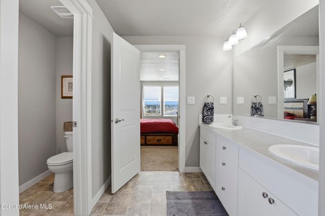 6456 W Irish Cir, Rathdrum, ID 83858