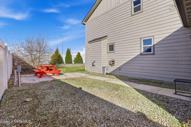 6456 W Irish Cir, Rathdrum, ID 83858