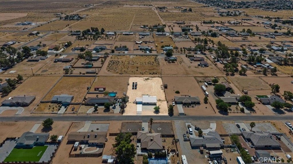 Image 30 of property listing at 15535 Erie Road, Apple Valley, CA 92307